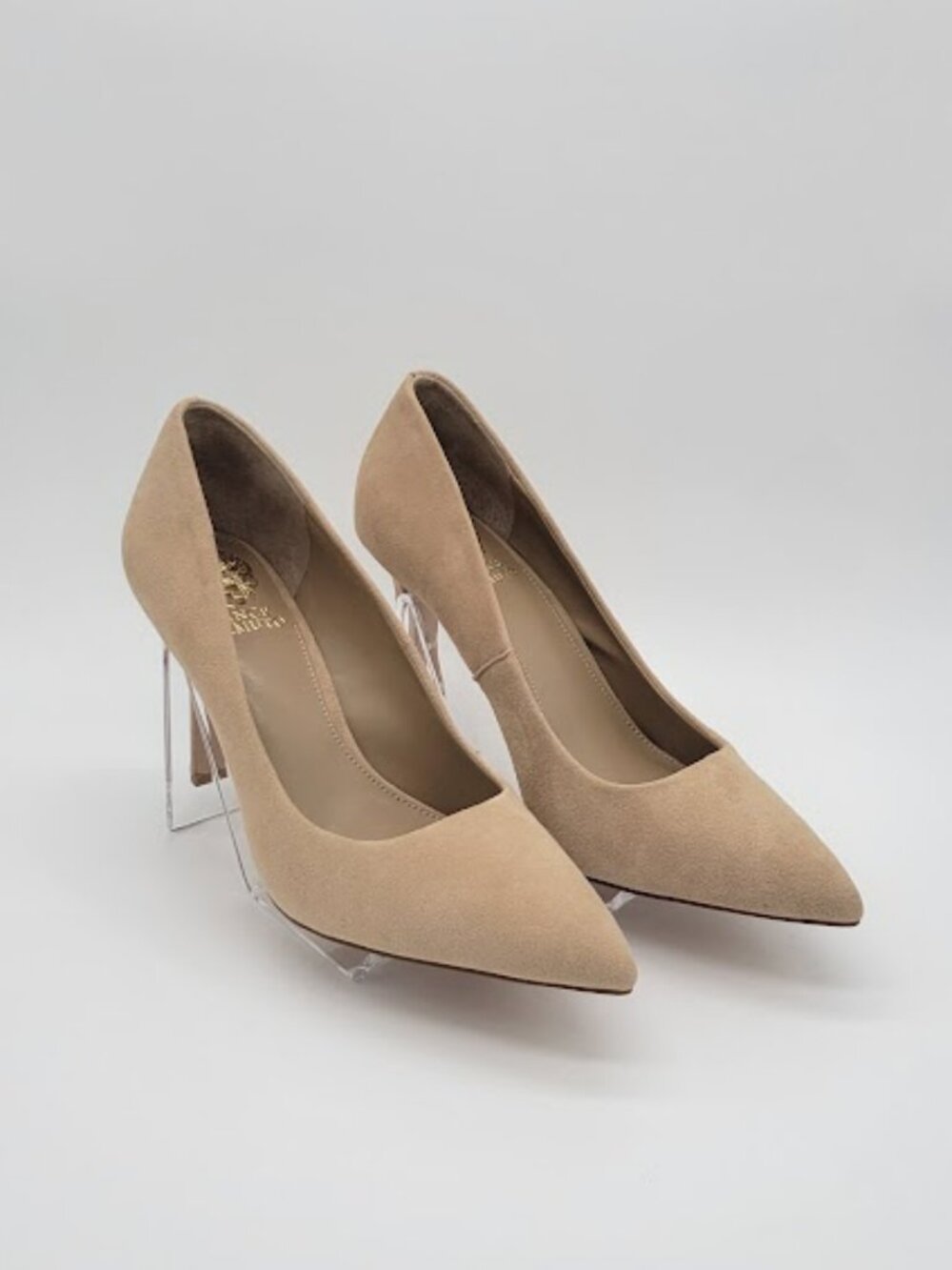VINCE CAMUTO Savilla Women’s 9.5M Beige Pointed Toe Stiletto Pumps Heels NWOB